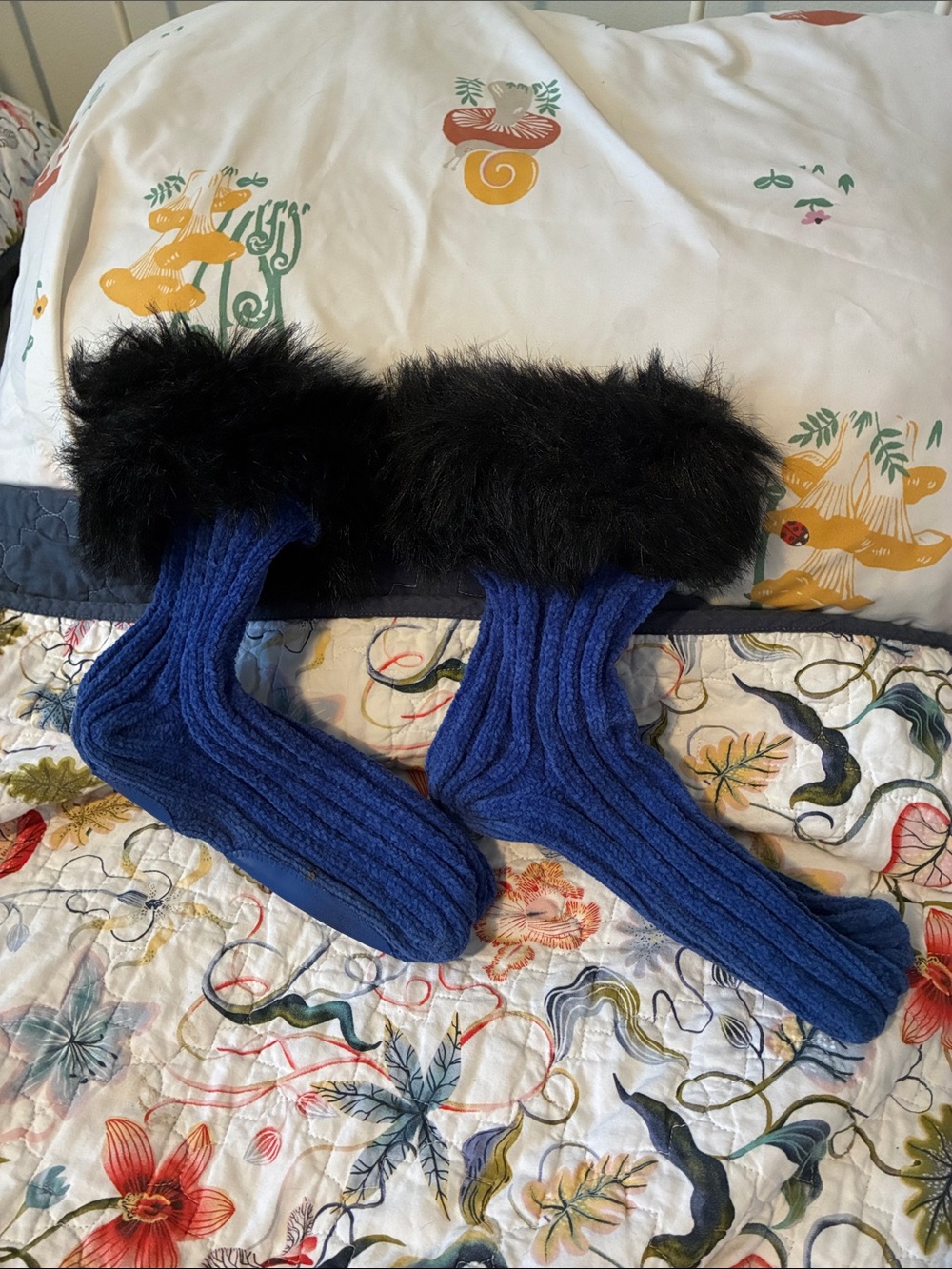 Women's Blue Knit Slipper Socks with Black Faux Fur Cuff